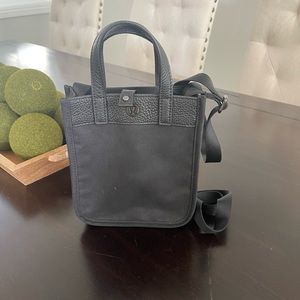 Lululemon small crossbody bag